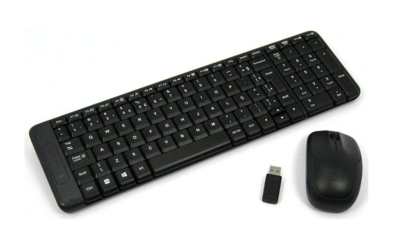 Logitech MK220 Wireless Keyboard & Mouse Combo