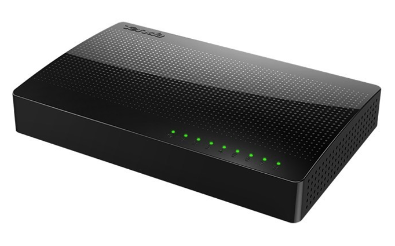 Tenda 8 Port Gigabit Desktop Switch SG108