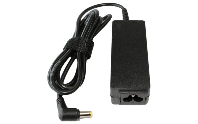 Dell 19V 1.58A Laptop Charger